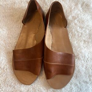Elegant Faux Brown Leather Flats with Open Toe